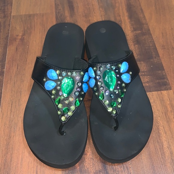 Black Bejeweled Small Wedge Flip Flop Size 10 - Picture 11 of 11